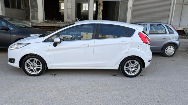 Ford Fiesta or Similar