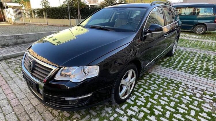 Volkswagen Passat SW or Similar